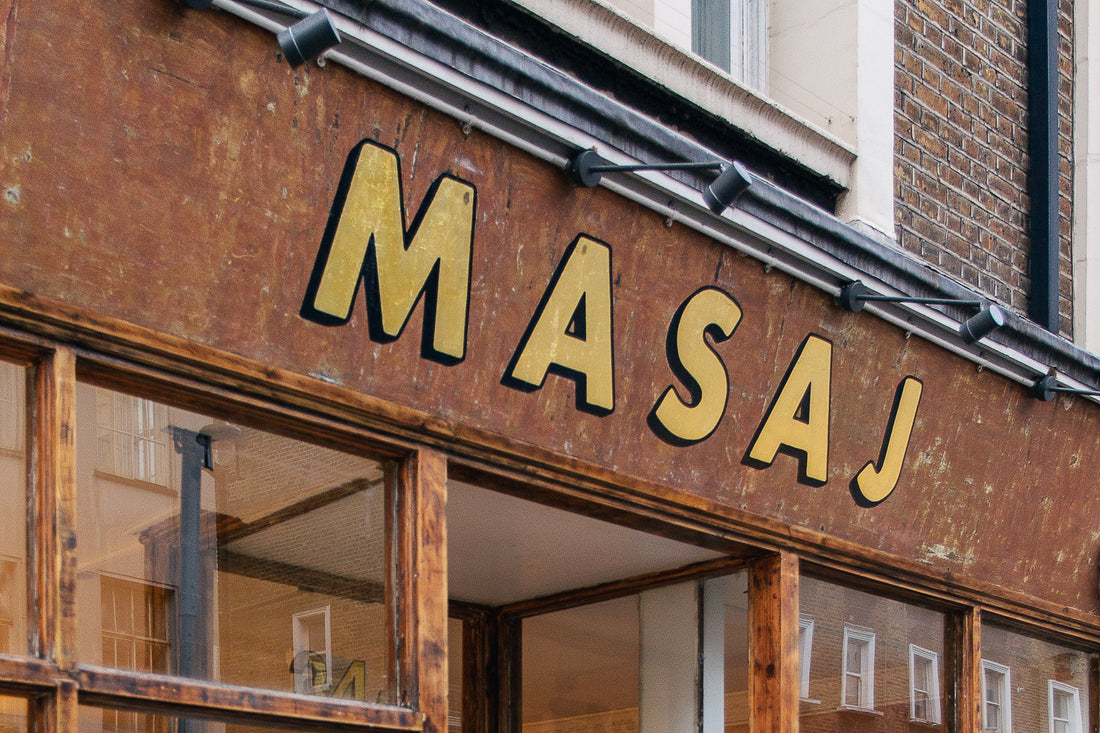 MASAJ x AKT